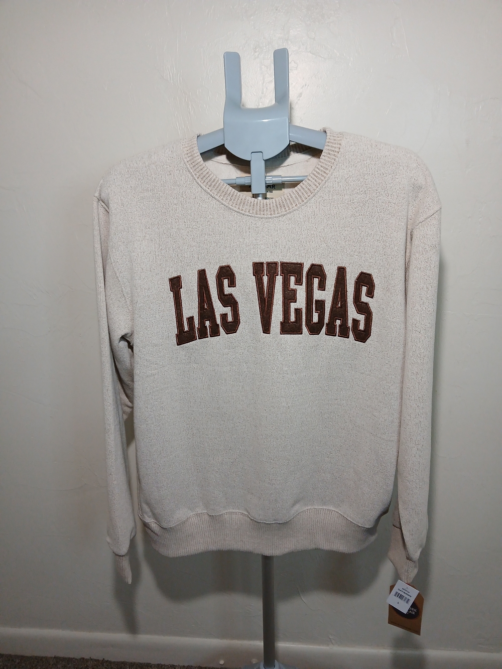New York Popular Las Vegas Cream Crewneck Pullover Sweatshirt L NWT